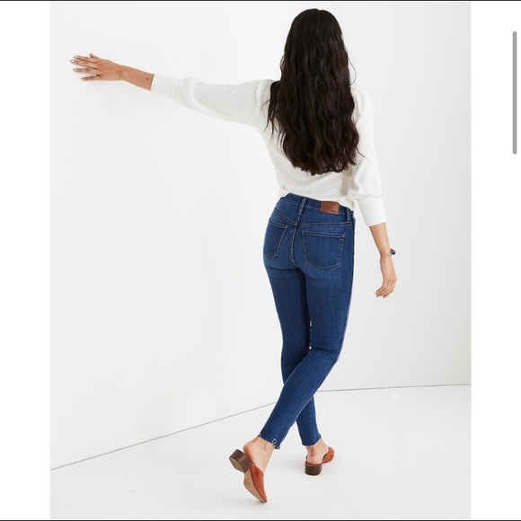 Madewell Button Front 9” Mid Rise Skinny Jean - Picture 5 of 12